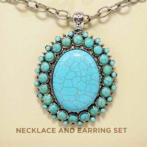 Erica Lyons Set Necklace & Earrings Faux Turquoise & Silver 20" Gift Boxed NIB - Picture 2 of 6